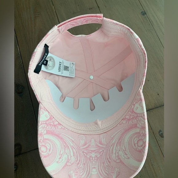 NEW Versace Medusa Heritage Print Baseball Cap pink and white